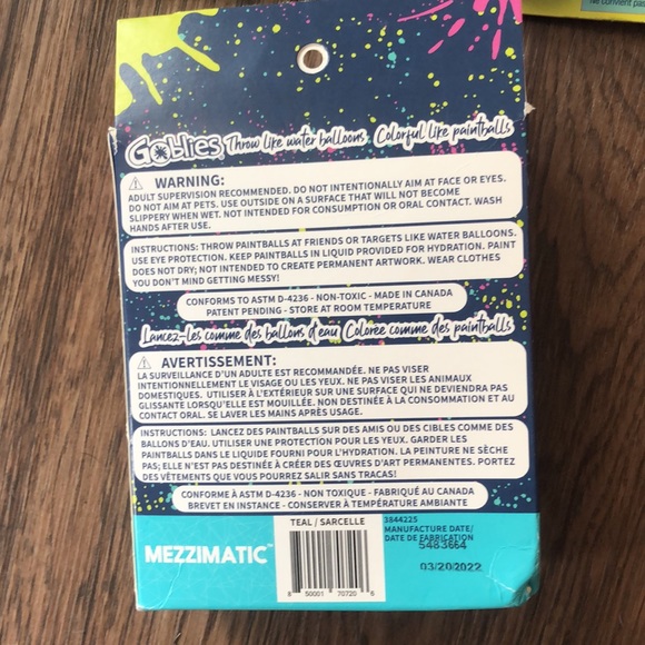 NWT Goblies bundle with 2 play paint blasters and NWT blue throwable paintballs - Picture 9 of 10